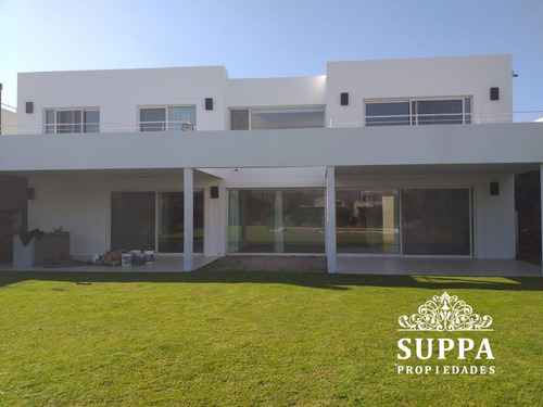 Casa En Alquiler El Golf Nordelta