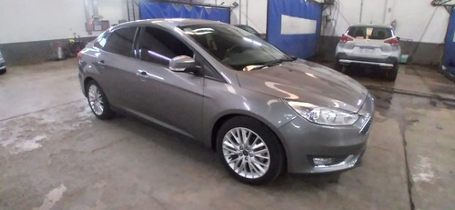 Imagen 2 de 15 de Ford Focus Se Plus 2.0