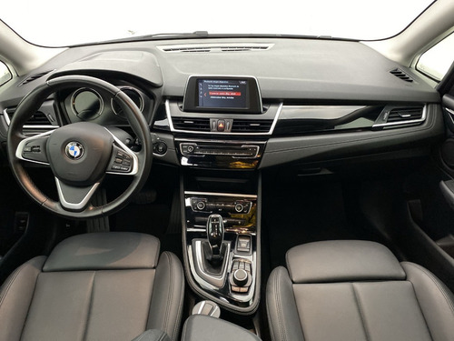 Imagen 21 de 25 de Bmw 218i Tourer 1.5 2019
