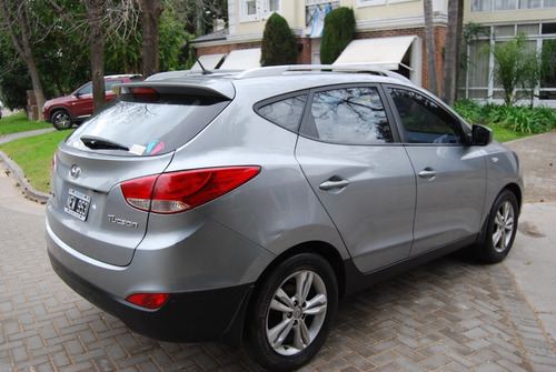 Imagen 8 de 18 de Hyundai Tucson 2.0 4x2 Gl At 2013