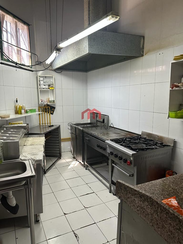 Pub Restaurant Pizzería En Arriendo 120 Uf, Venta Derecho D