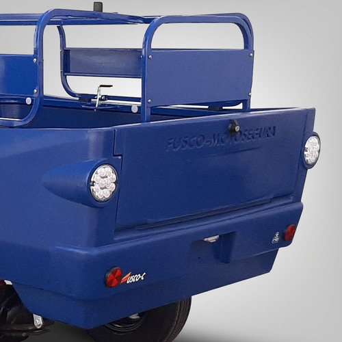Triciclo Fusco 8 - Caçamba Polietileno - Transporta 300kg