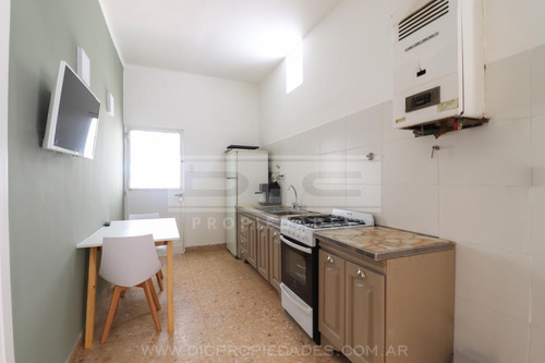 Inmejorable Inmueble Con Local Al Frente - San Isidro