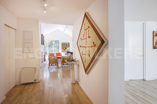 Casa Remodelada, De Amplios Espacios