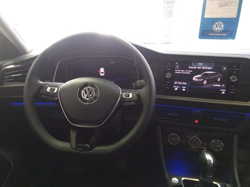 Imagen 7 de 24 de Volkswagen Vento Highline 250 Tsi At #15