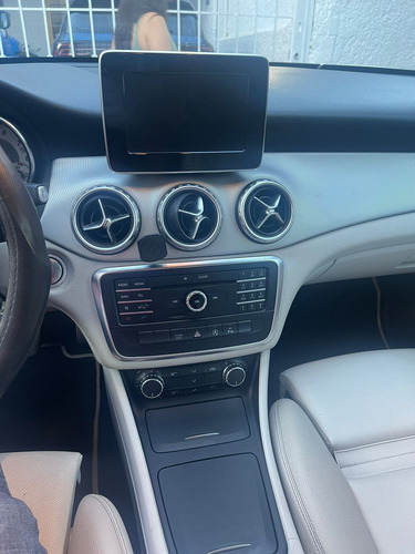 Mercedes-Benz Clase GLA 1.6 200 Cgi At