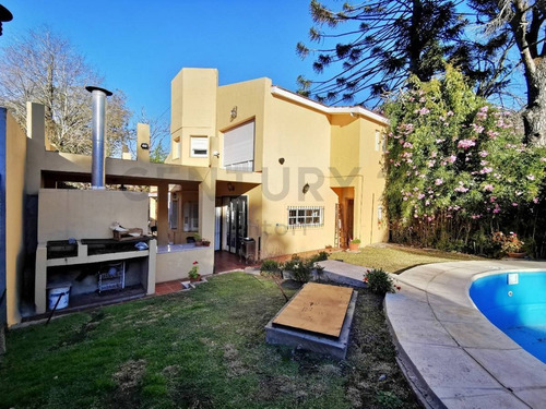 Imagen 5 de 29 de Casa En Venta En City Bell