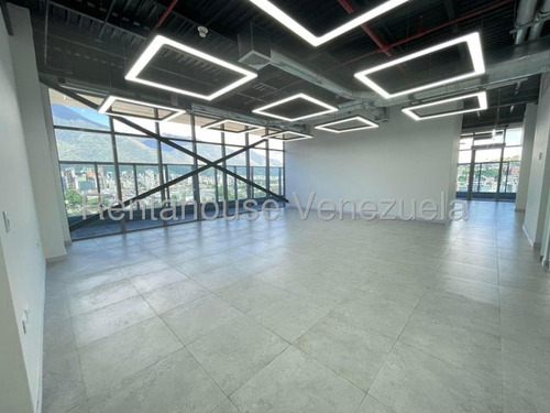 Oficina Remodelada En Venta En Torre Financiera De Las Mercedes 25-23445 Cs