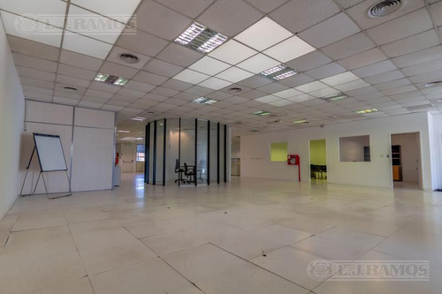 Alquiler De Oficina De 922 M2 En Martínez