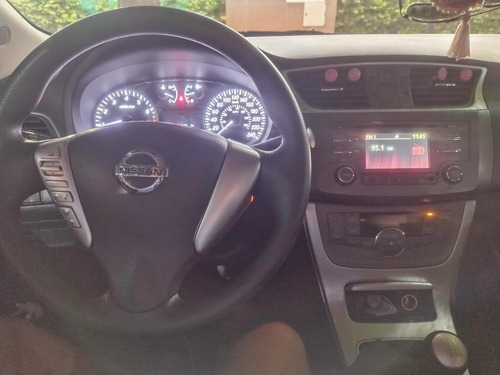 Nissan Sentra 1.8 Advance Pure Drive