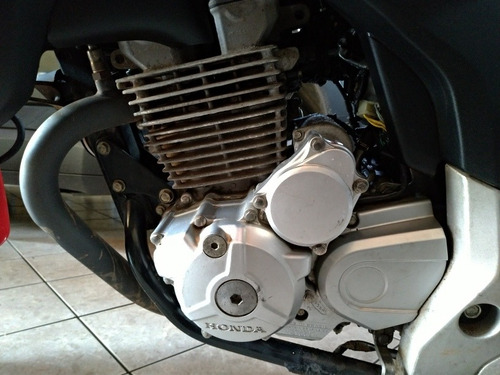 Imagem 5 de 9 de Honda Cb300r