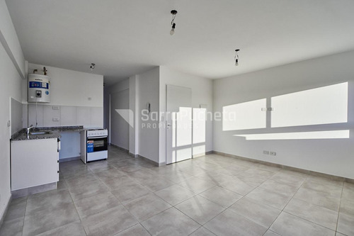 Imagen 7 de 30 de Venta Departamento 3 Amb En Moron Sur (3°a)