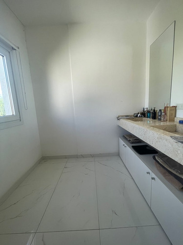 Imagen 21 de 30 de Casa En Venta En El Golf, Nordelta, G.b.a. Zona Norte