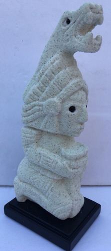 Escultura Sacerdote Maya Mini De Mármol By Faardym