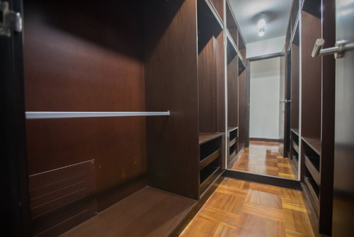 Alquiler Apartamento 3 Dormitorios 4 Baños Pocitos 2 Garajes