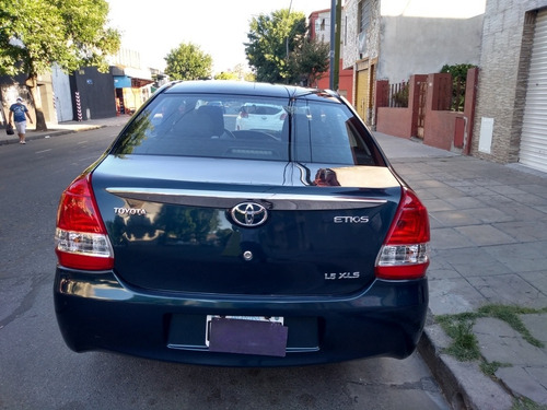 Toyota Etios 1.5 Sedan Xls 2015