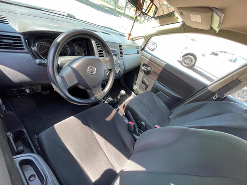 Imagen 10 de 14 de Nissan Tiida 1.8 Sense Sedan Mt 2016