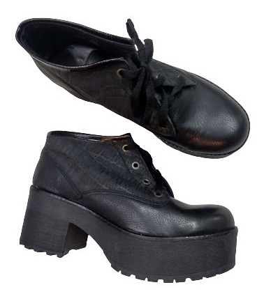 Imagen 1 de 1 de Zapato Plataforma Negro Ganga Talle 39 Al Costo