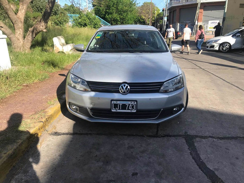 Volkswagen Vento 2.5 Luxury 170cv 2012
