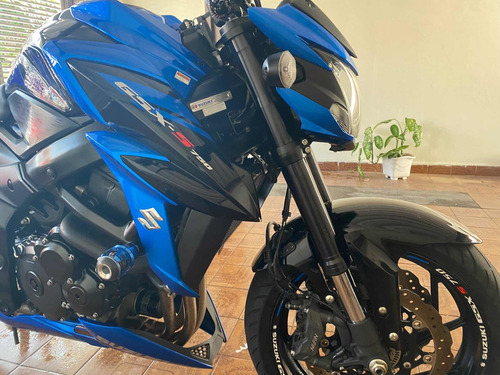 Imagem 10 de 10 de Suzuki Gsx-s 750a