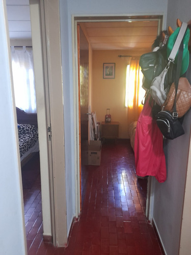 Departamento En Monoblock, B° 827