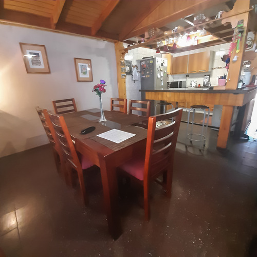 Casa Con Seis Piezas Y Estilo En Comuna De La Granja