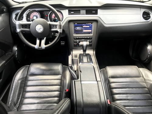 Ford Mustang 3.7 Coupé V6 24v Gasolina 2p Automatico