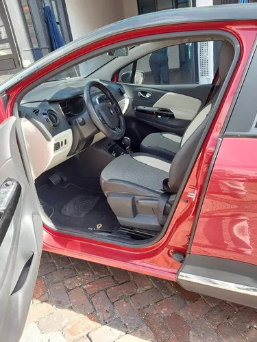 Renault Captur 2.0 Intens Automática
