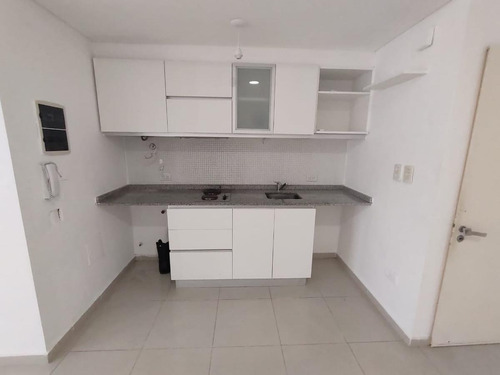 Imagen 5 de 7 de Monoambiente En Venta, Moreno 810 (4°c), Belén De Escobar