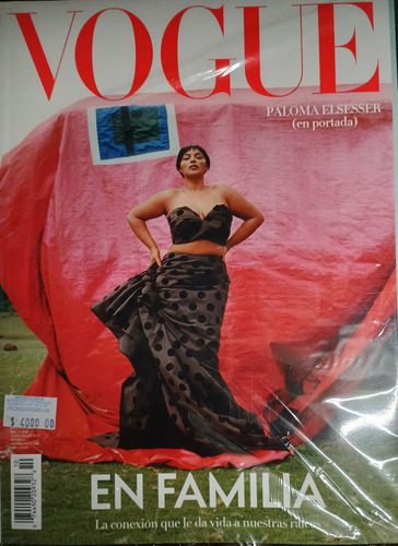 Revista Vogue Latinoamerica Diciembre 2023 Moda 