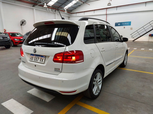 Imagen 14 de 15 de Volkswagen Suran Highline