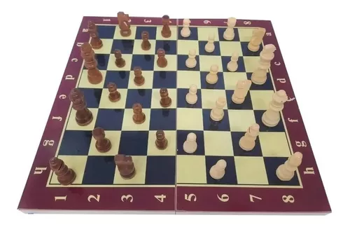 Juego de Ajedrez En Madera Bisonte 9828