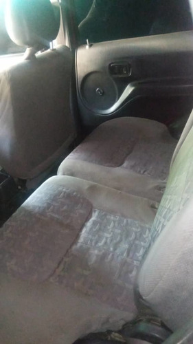 Imagen 5 de 9 de Toyota Terios Sencilla