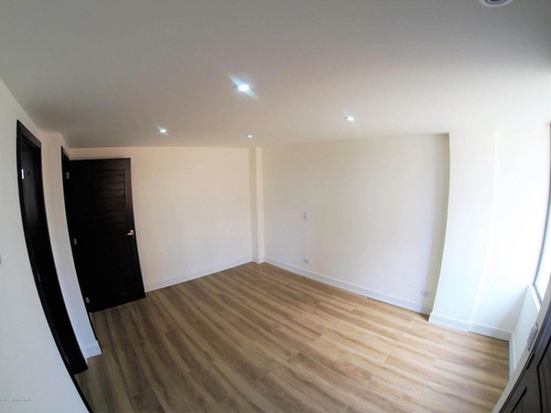 Imagen 6 de 11 de Apartamento En Arriendo San Patricio Mls 22-270