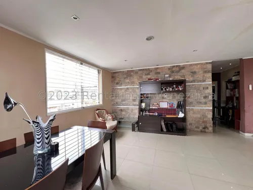 Casa En Venta Urbanizacion Bermudez Maracay, Seguridad, Vigilancia 24hrs, Lista Para Negociar! Rah 24-28808