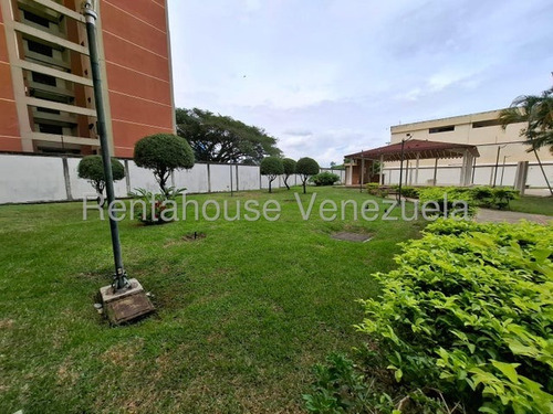 Raul Gutierrez, Alquila Apartamento Conectado A Planta, Av Libertador Barquisimeto