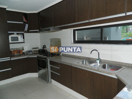 Imagen 5 de 16 de Casa En Venta - La Arbolada