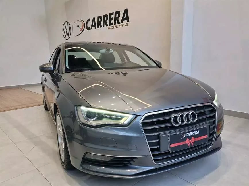 Audi A3 1.8 TFSI SEDAN 16V 180CV GASOLINA 4P AUTOMÁTICO