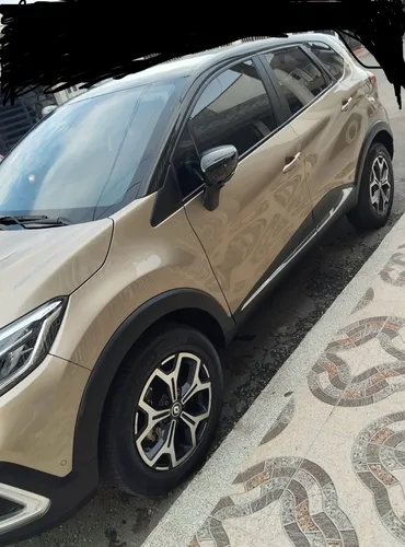 Renault Captur 2.0 Intens Automática