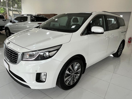 Kia Carnival EX 2.2 AT CRDI