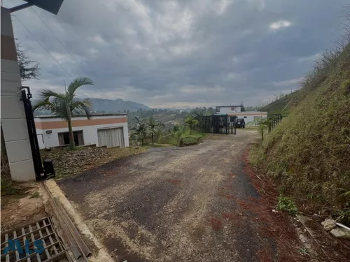 Finca Para Venta En Guarne, Vereda Chaparral.(mls#247946)