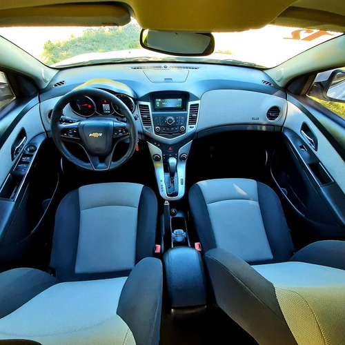 Chevrolet Cruze 2012