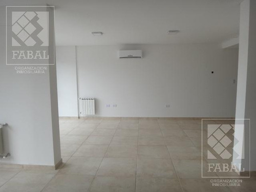 Departamento Venta Centro Neuquén, 2 Dormitorios, 2 Baños Y Cochera