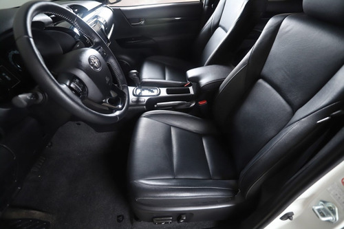 Toyota Hilux 4x2 D/c Srx 2.8 Tdi 6 A/t