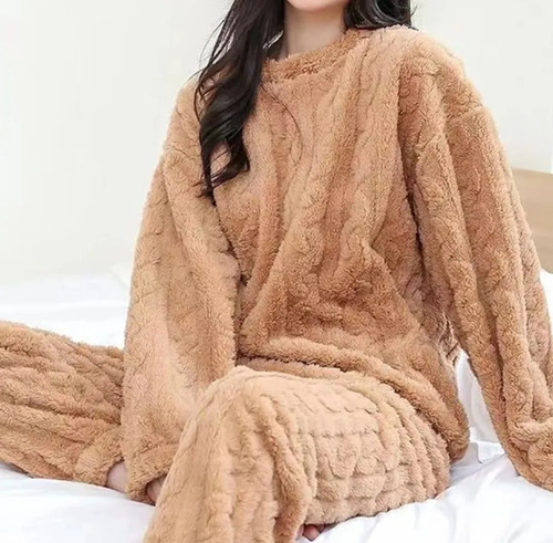 Conjunto Pijama Mujer Pijama Forro Polar + Pantuflas +