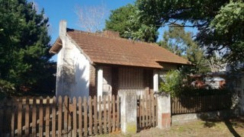 V022 - Casa En Venta Sobre Lote De 10 X 40