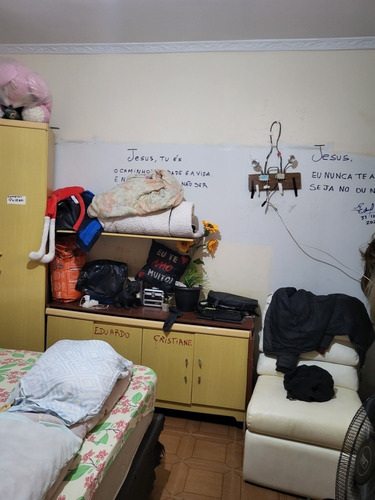 Imagem 3 de 30 de Casa 3 Quartos Uma Suíte , Piscina E Lojas