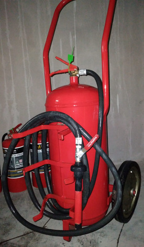 Matafuego Rodante Carro Afff 25 Lts Con Tarjeta Dps Vigente (Usado)