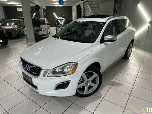 Volvo XC60 T-5 R-DESIGN 2.0 FWD 5p