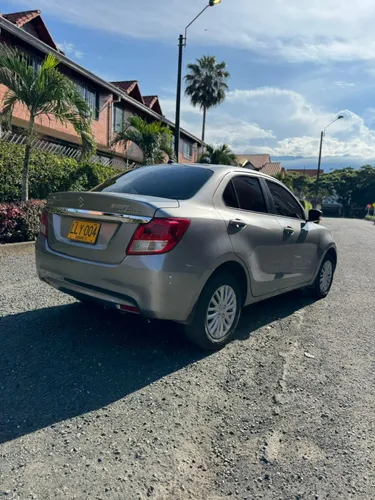 Suzuki Swift 1.2 Dzire At